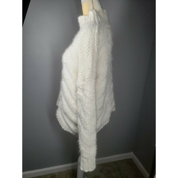 Wishlist Mock Neck Chevron Chenille Sweater - Cream Women's Size M/L - Picture 3 of 7